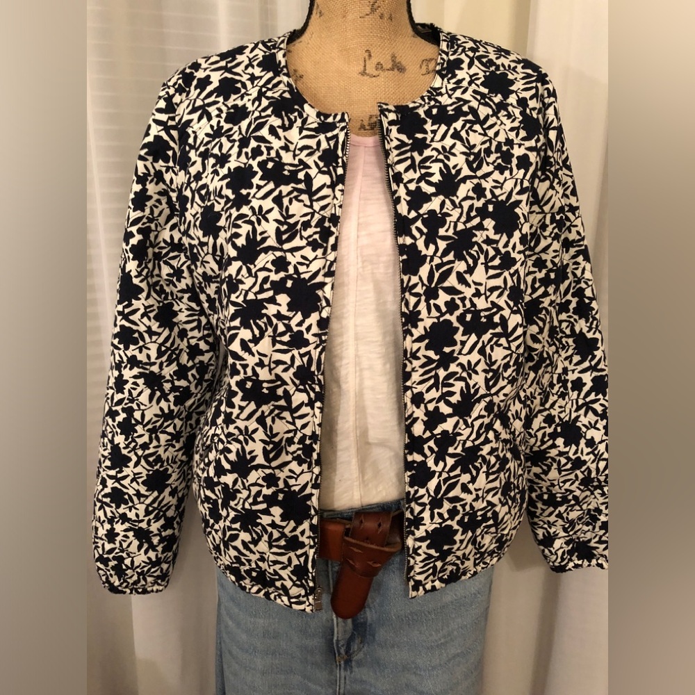 Old Navy Floral Quilted Bomber Jacket Navy White Zip NWT L